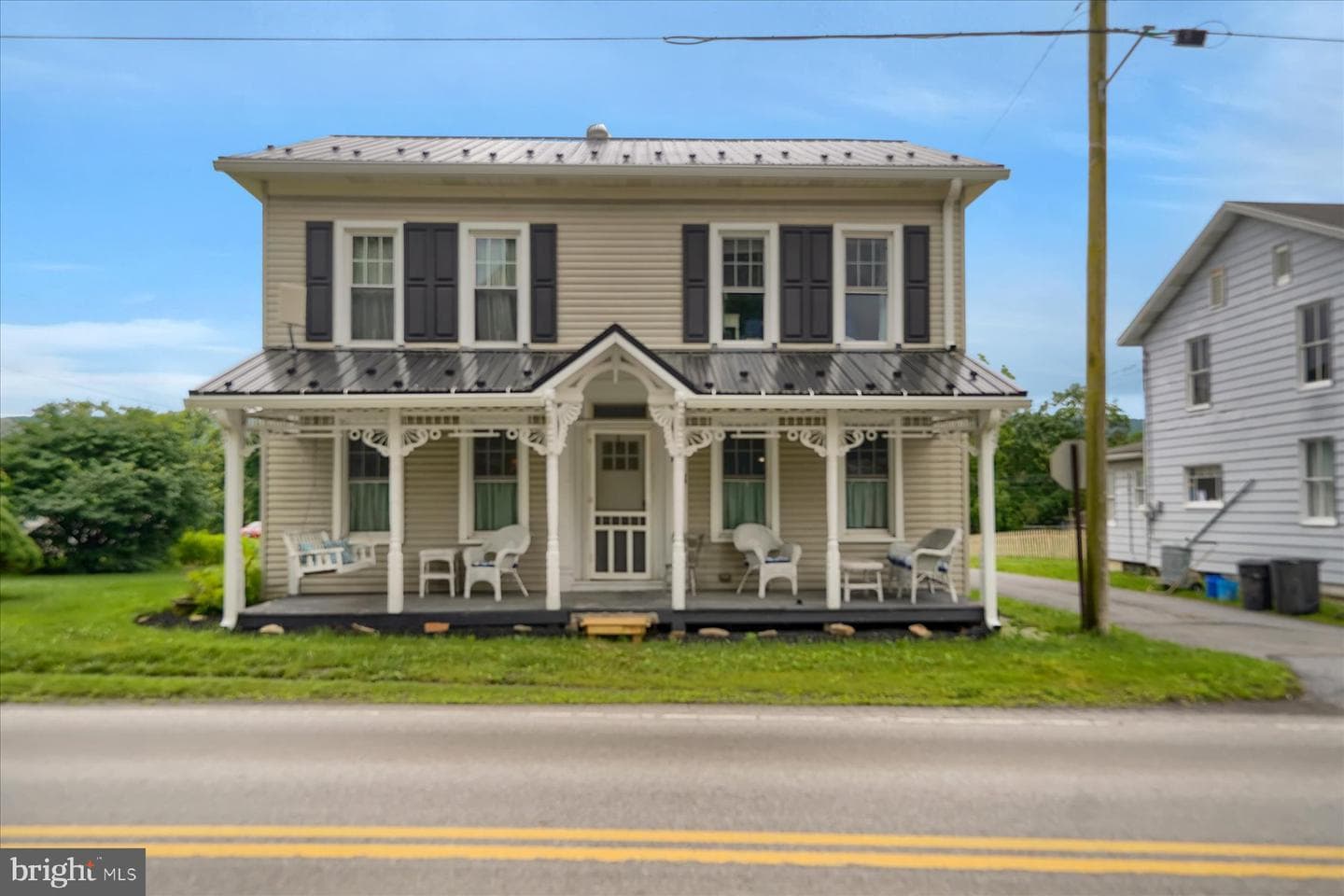 168 E Main Street photo 1