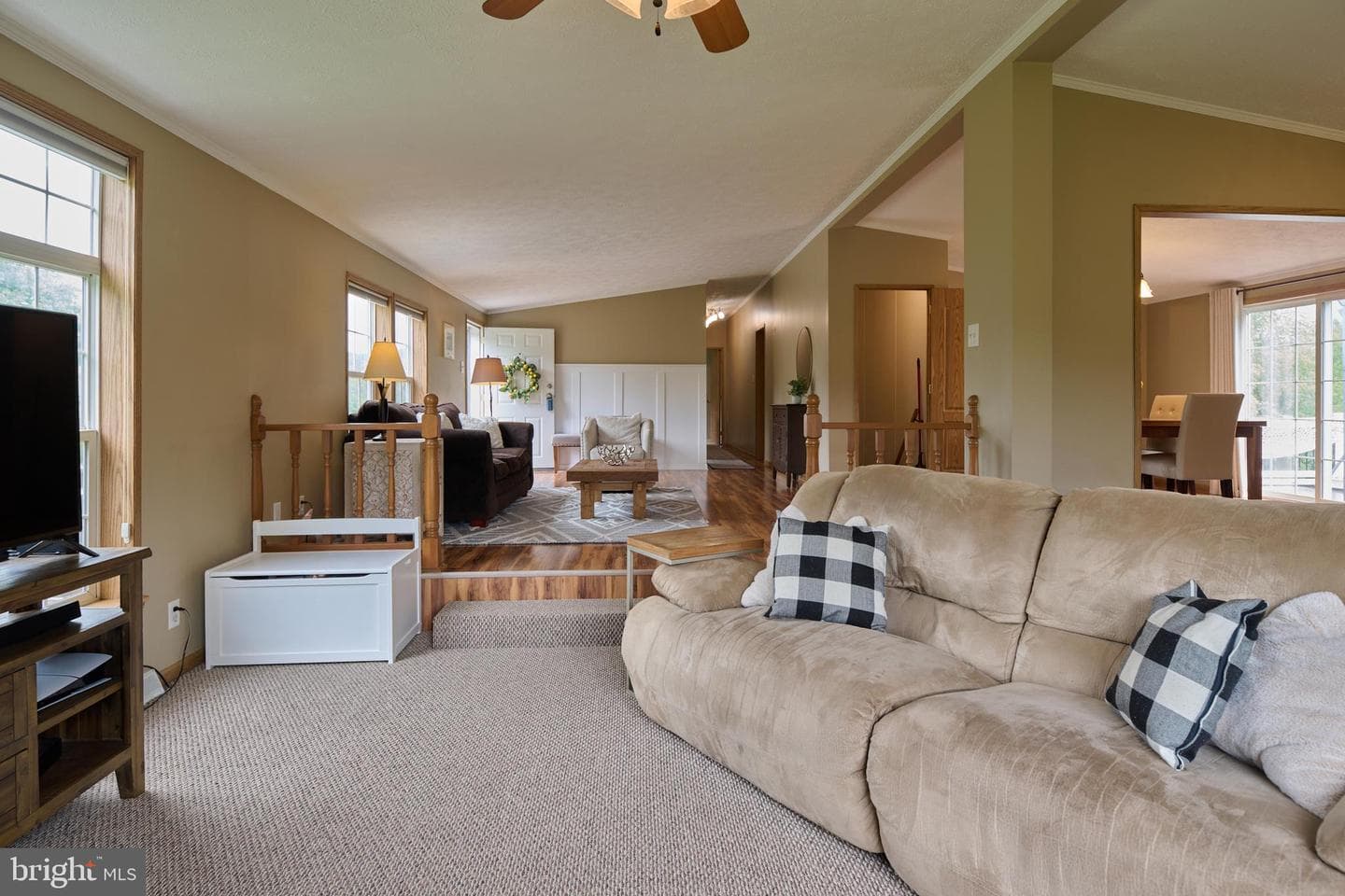 108 Jeremy Place photo 8