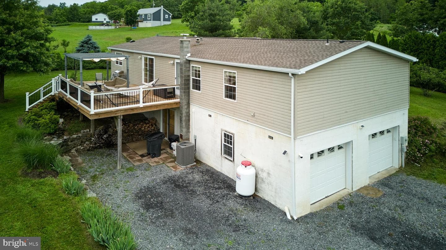 108 Jeremy Place photo 80
