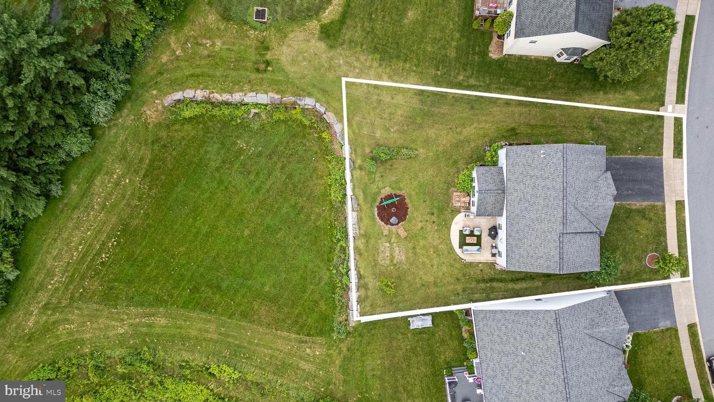 248 Amberleigh Lane photo 35