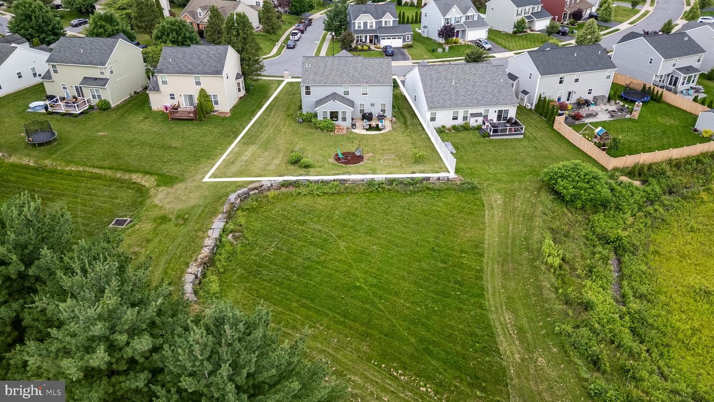 248 Amberleigh Lane photo 36