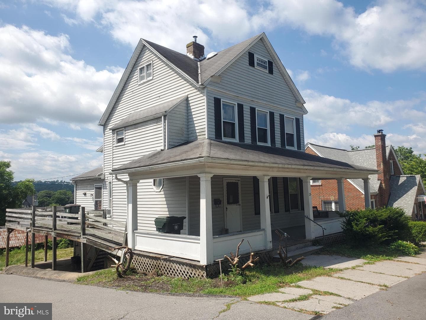 126 W Curtin Street photo 1