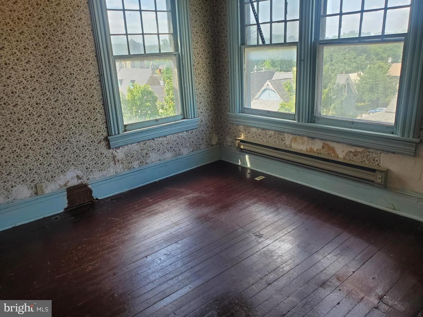 126 W Curtin Street photo 10