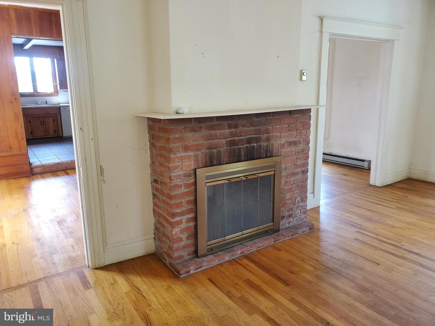 126 W Curtin Street photo 7
