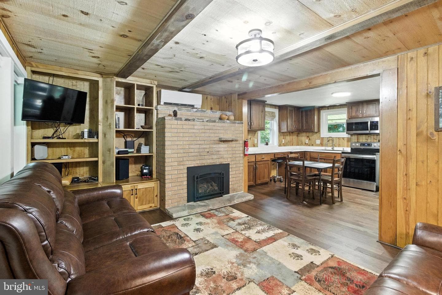 676 Westside Road photo 12