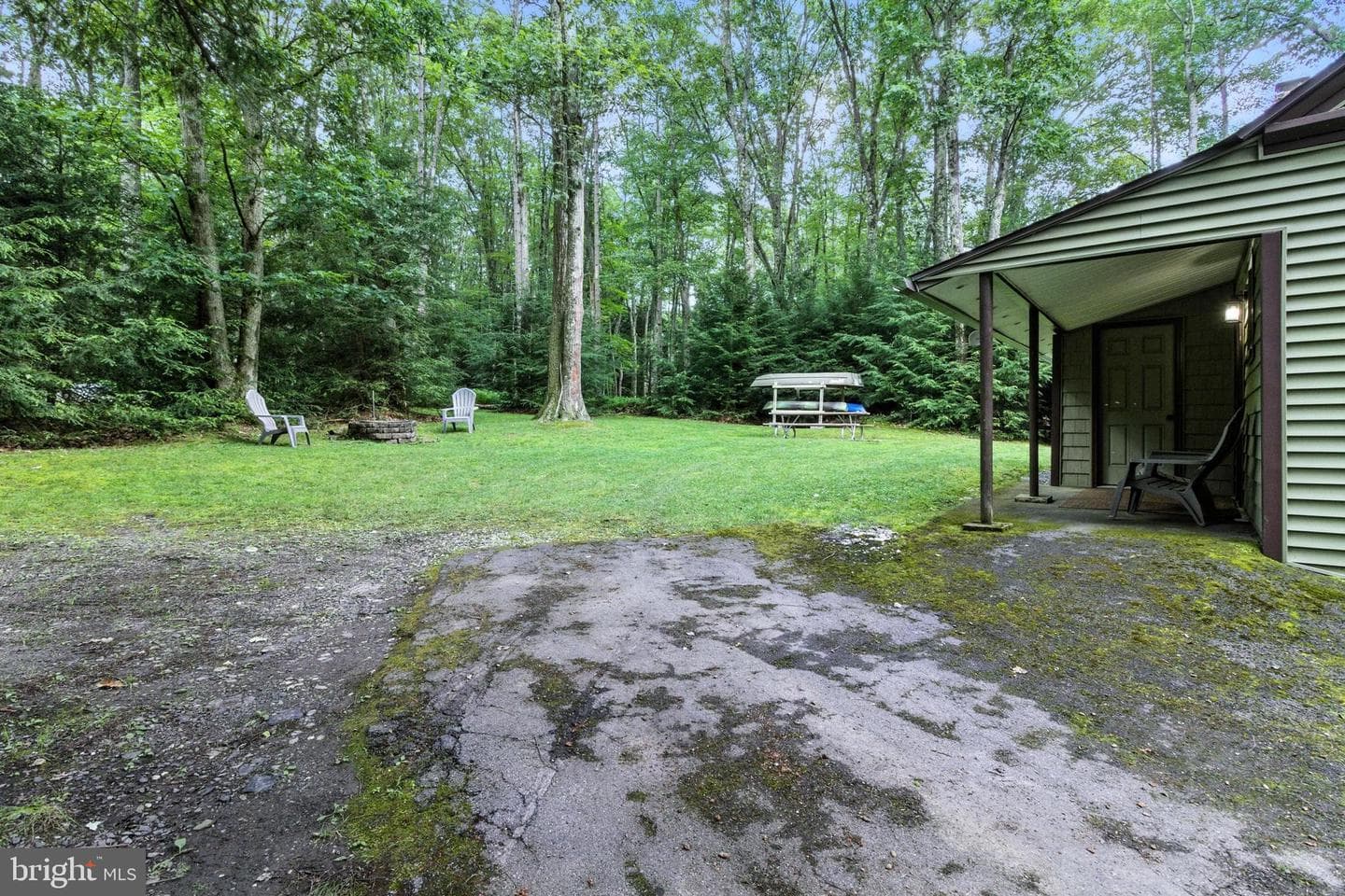 676 Westside Road photo 2