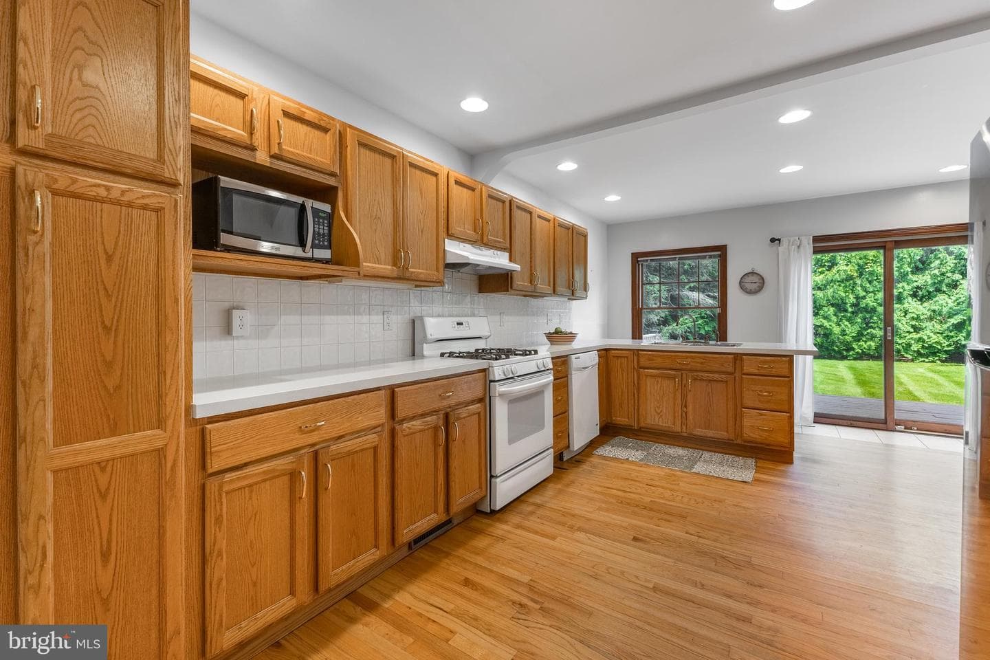 1101 W Beaver Avenue photo 15