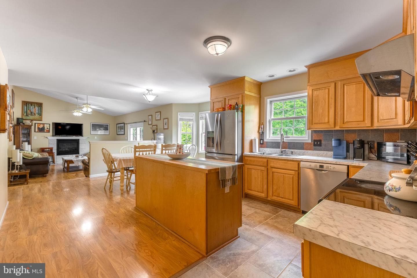 358 Baldwin Street photo 11