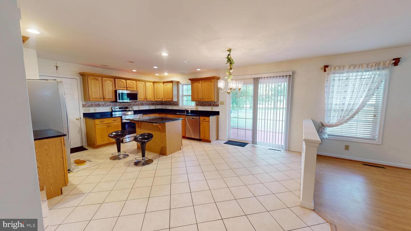 81 Bethel Court photo 11
