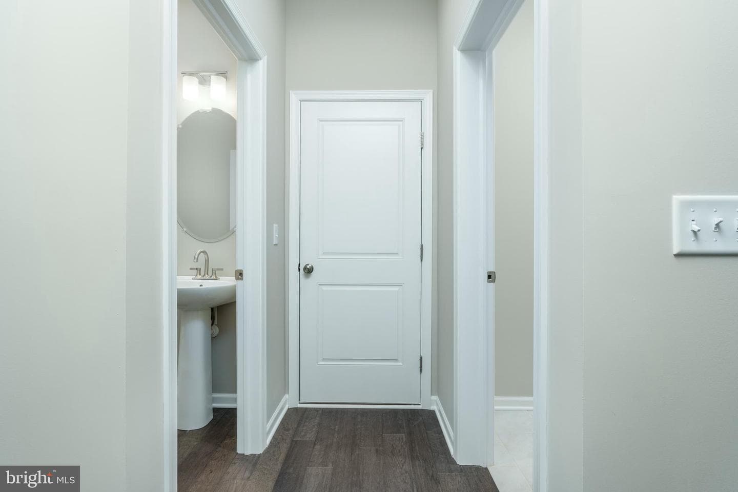 202 Phoebe Road photo 8