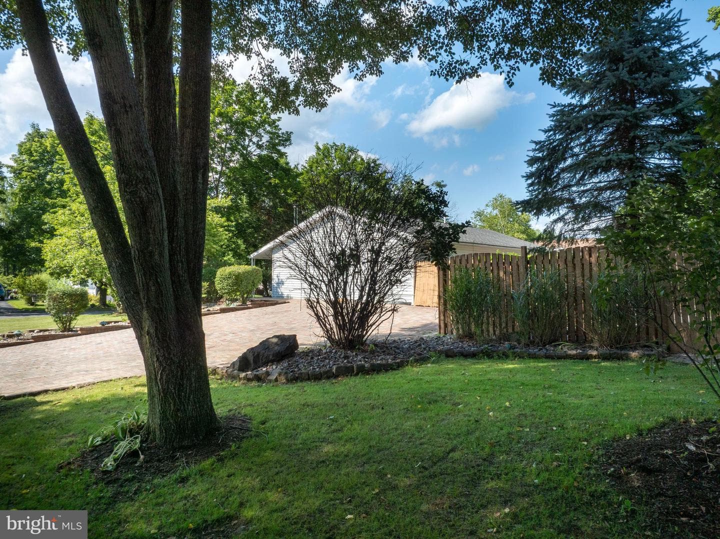 120 Creekside Drive photo 8