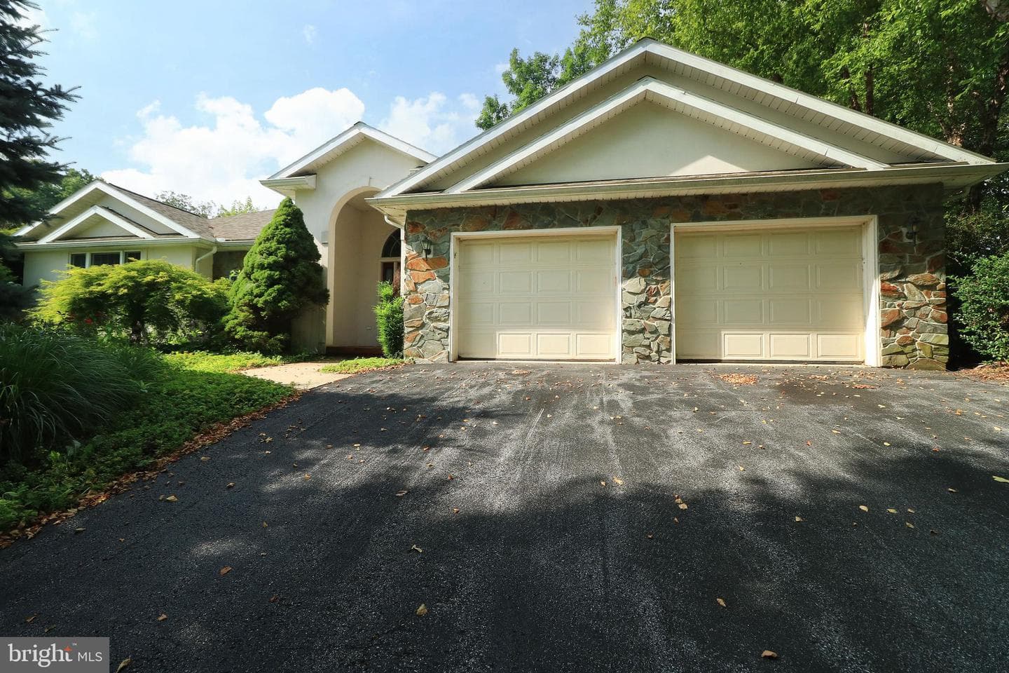 2489 Harvest Ridge Drive photo 2