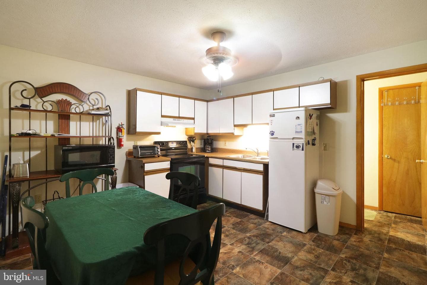 250 1st Avenue photo 26