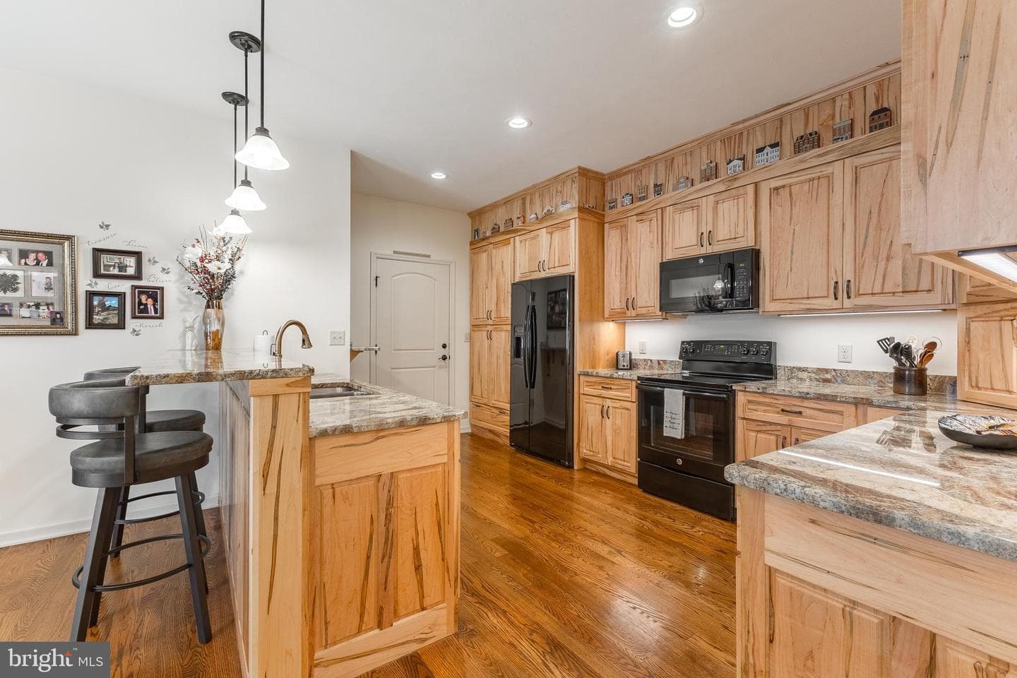 120 Emma Court photo 15