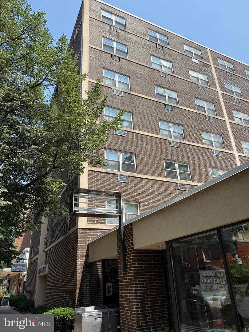 222 W Beaver Avenue #304 photo 5