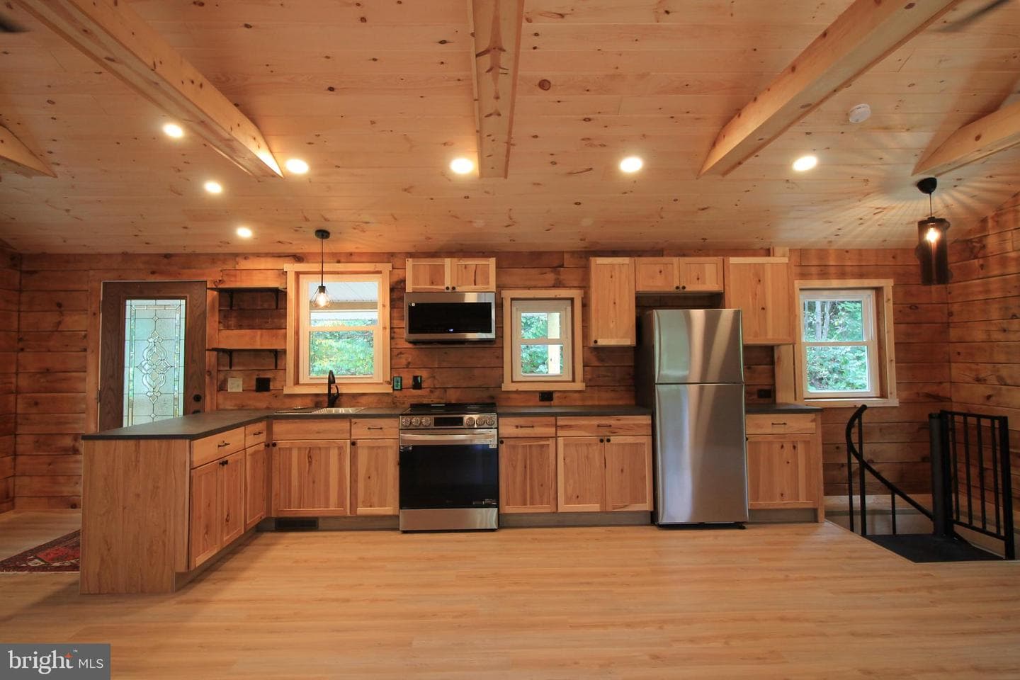 125 Eagles Nest Road photo 4