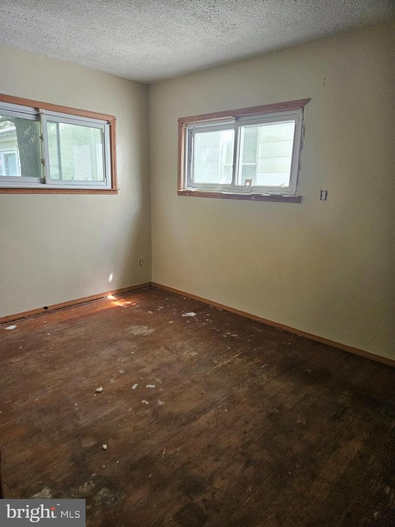 113 Locust Street photo 15