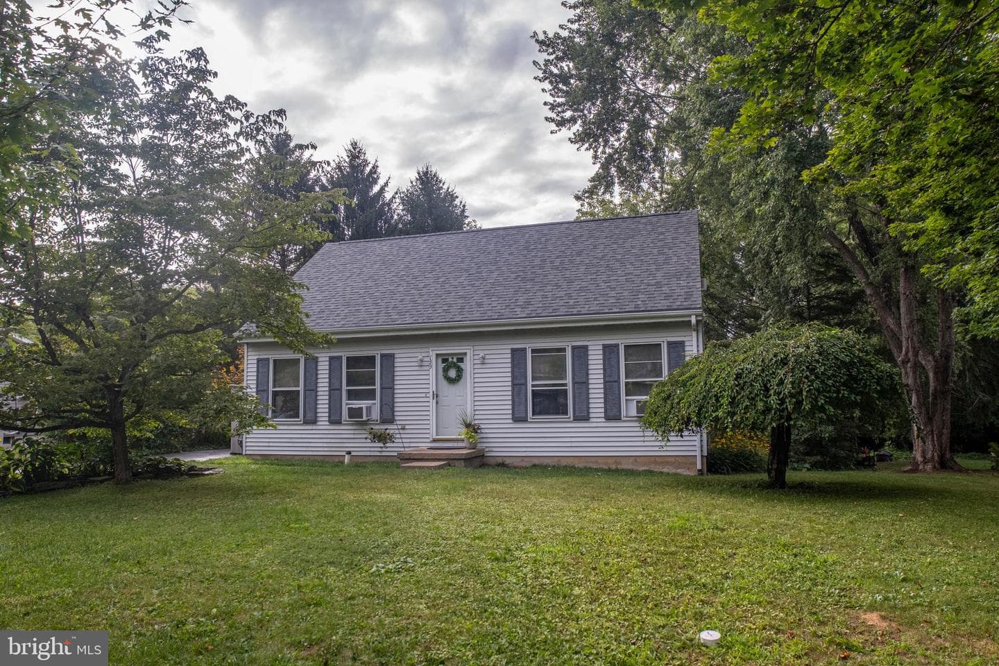 133 Creekside Drive photo 1