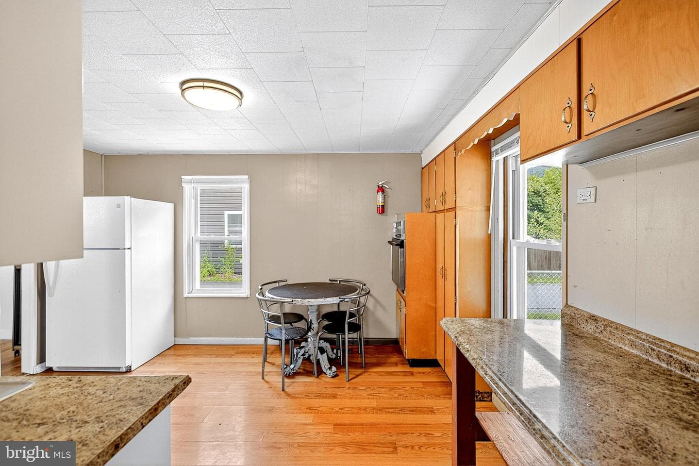 117 Turnpike Street photo 4