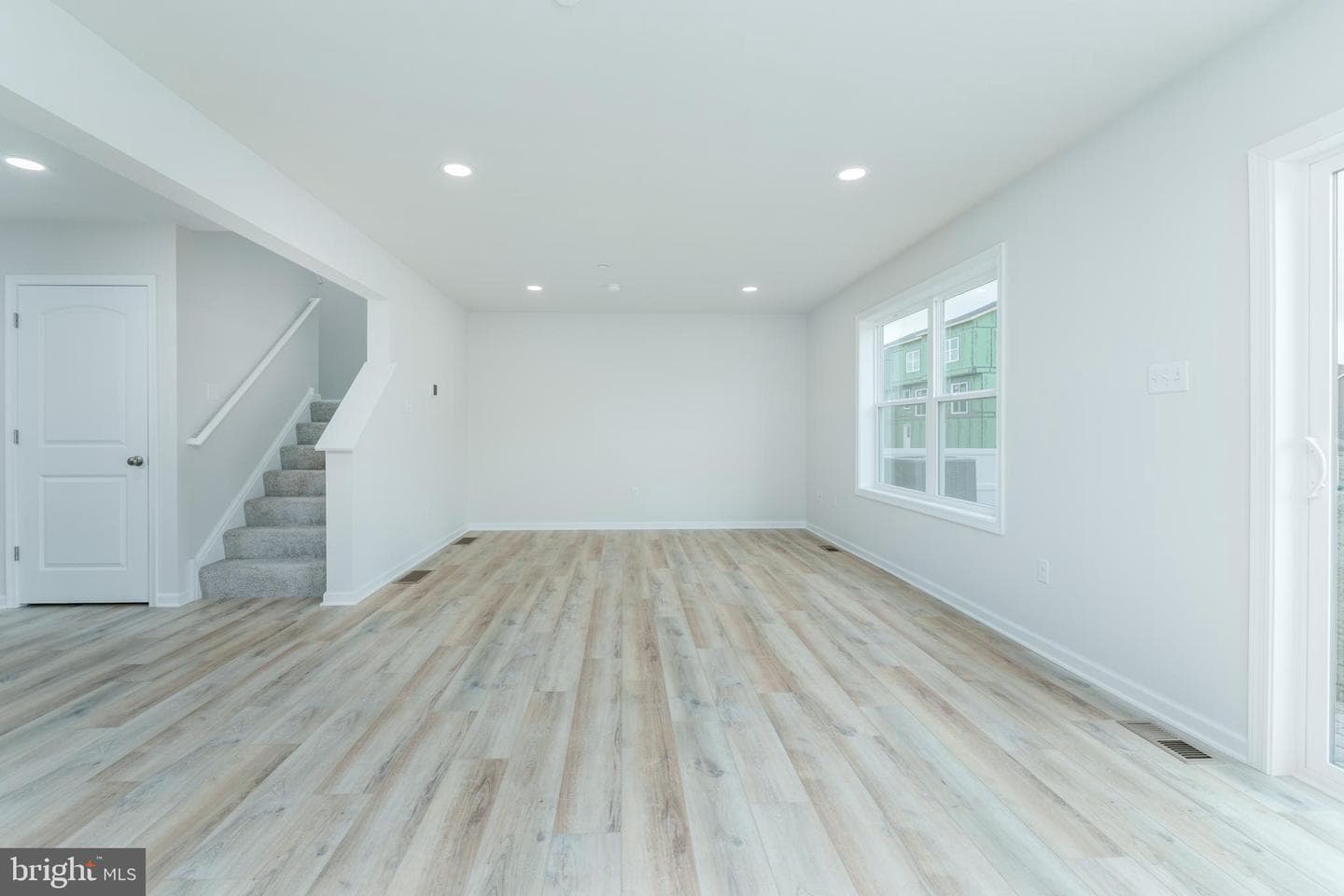 136 Dolomite Drive photo 8