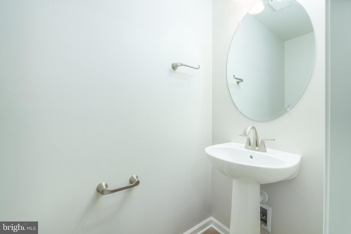 134 Dolomite Drive photo 3