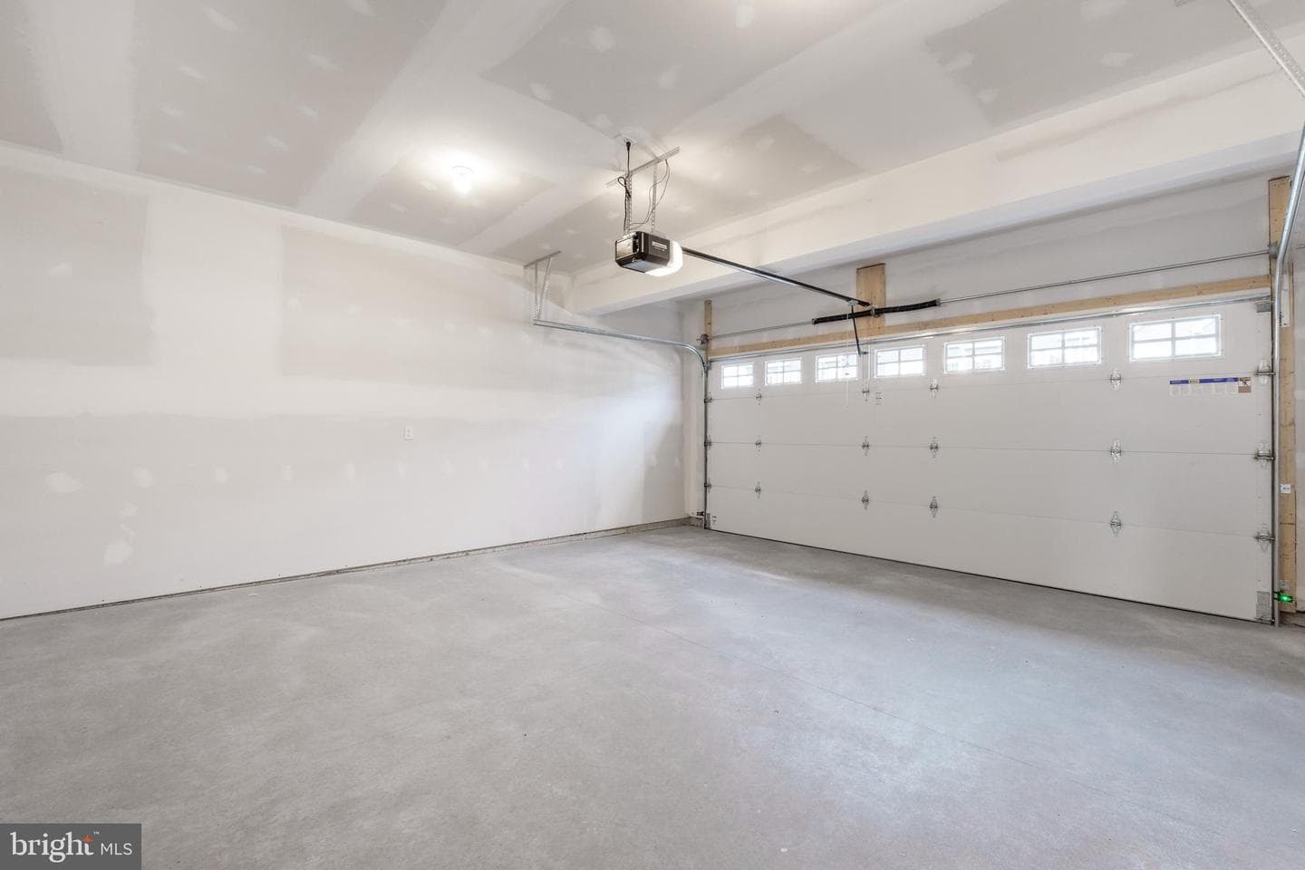132 Dolomite Drive photo 28