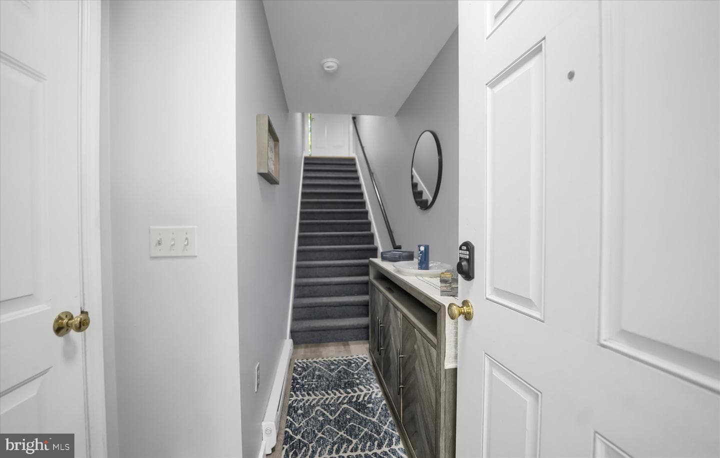 144 Kenley Court photo 2