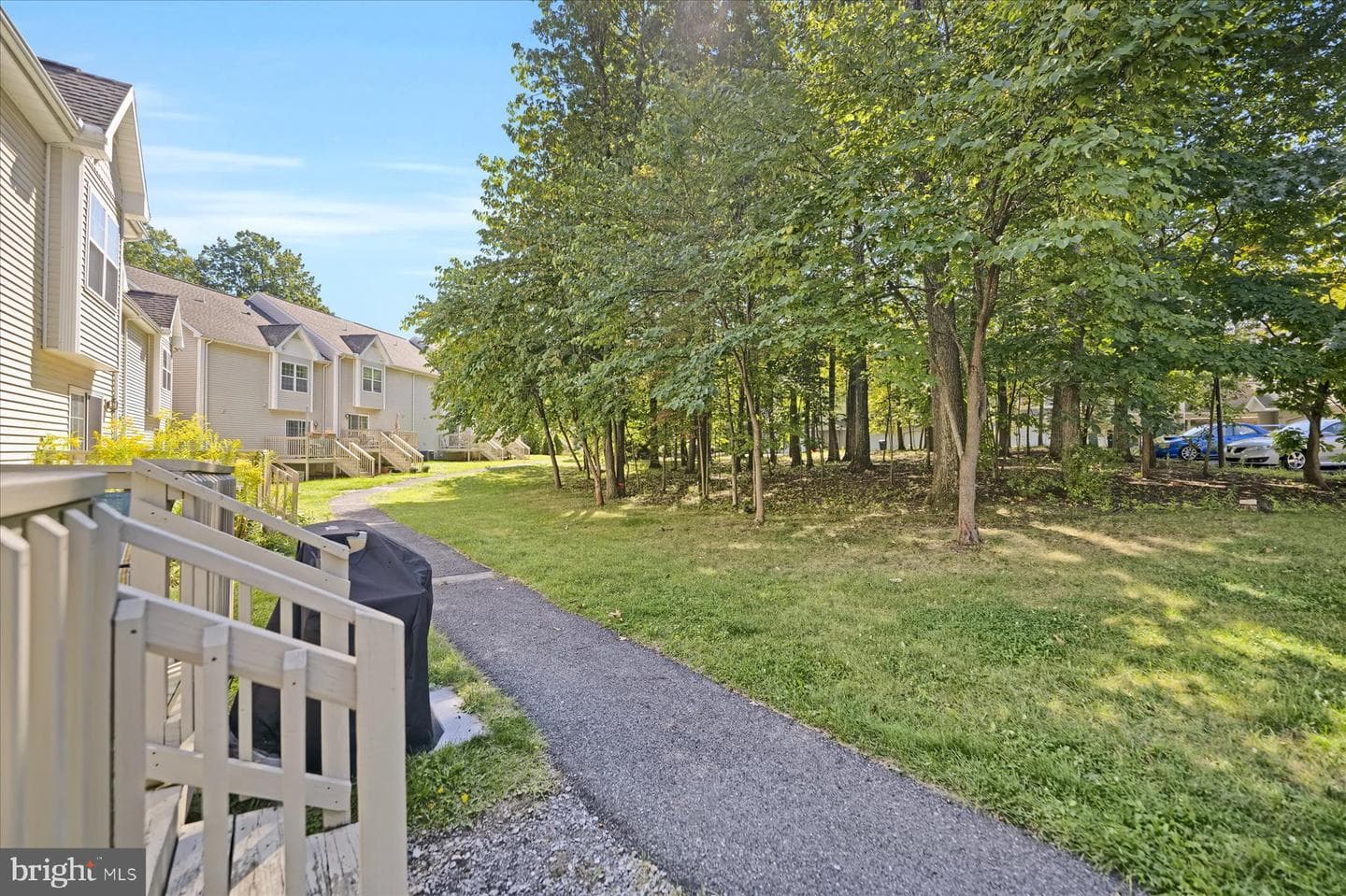 144 Kenley Court photo 31