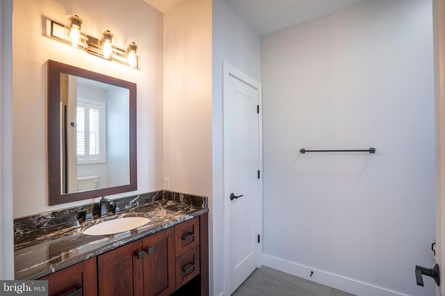 140 Pepperberry Lane photo 26