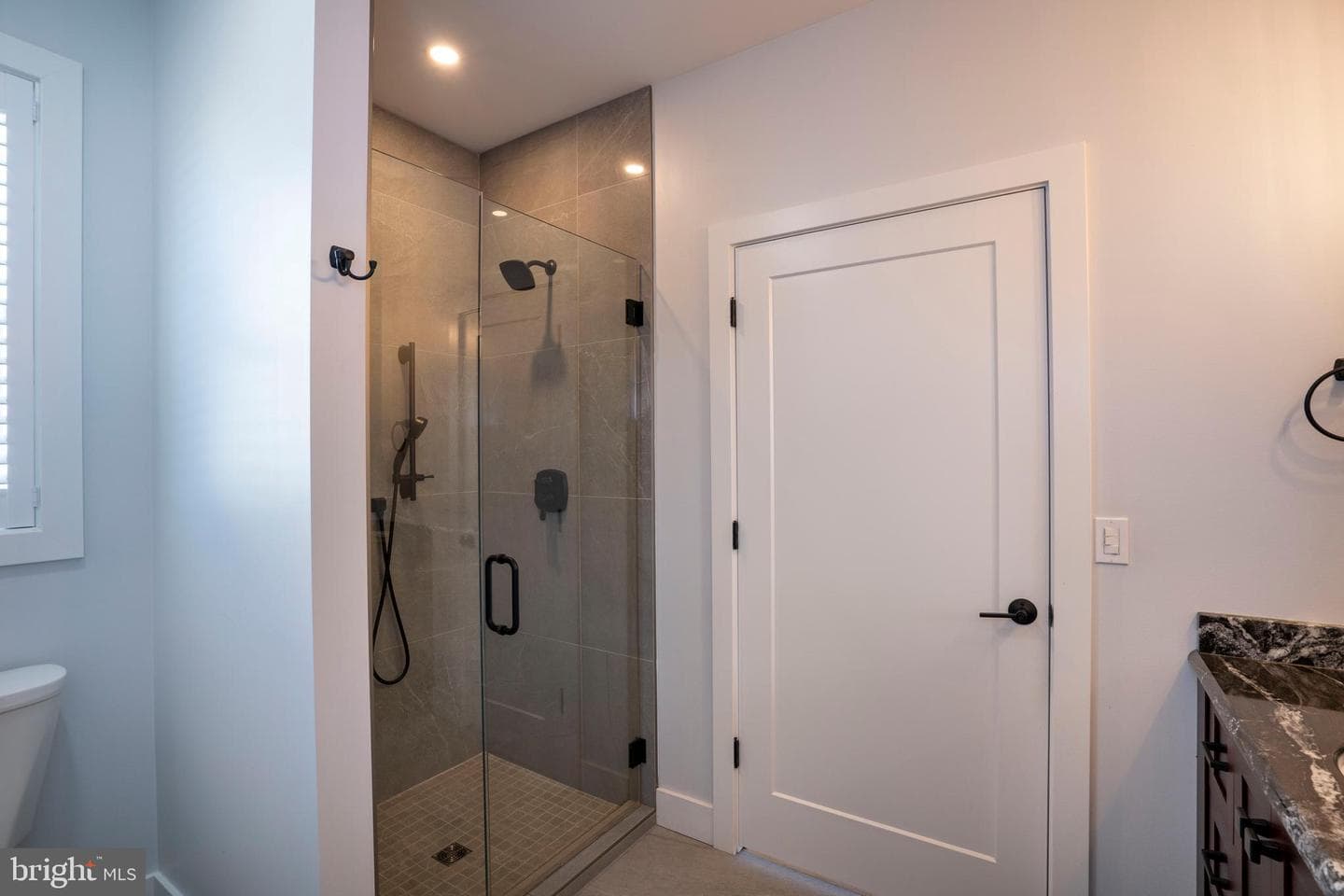 140 Pepperberry Lane photo 27