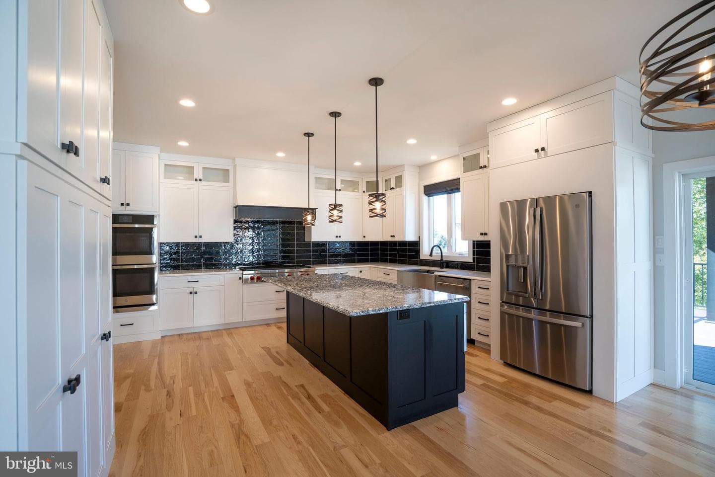140 Pepperberry Lane photo 30