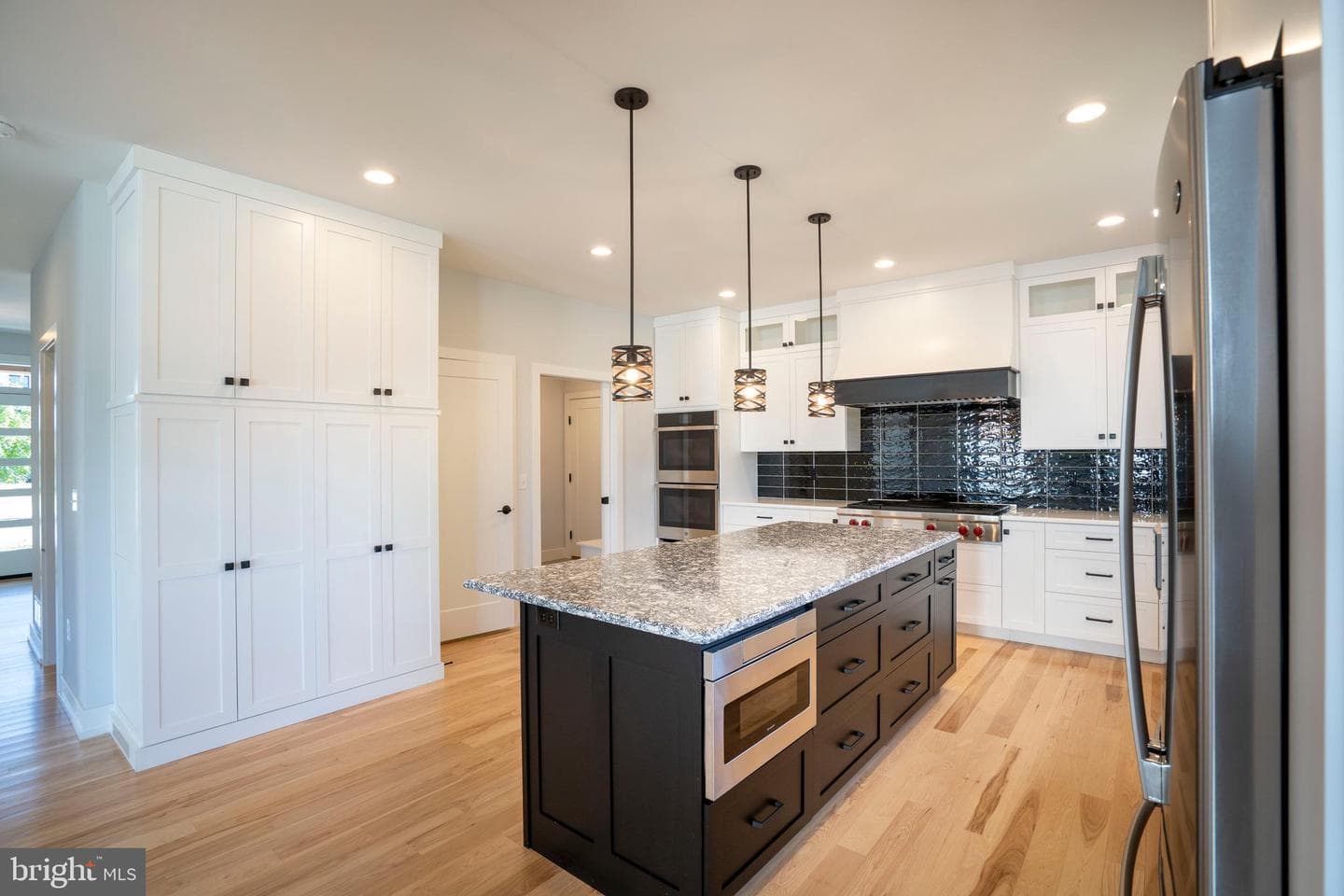 140 Pepperberry Lane photo 33