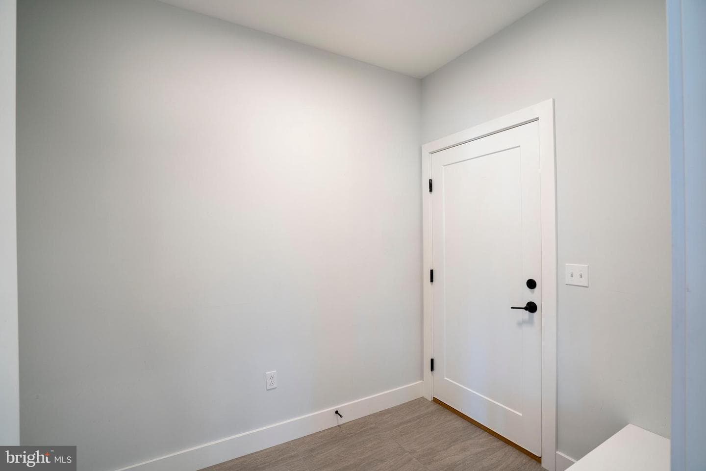 140 Pepperberry Lane photo 38