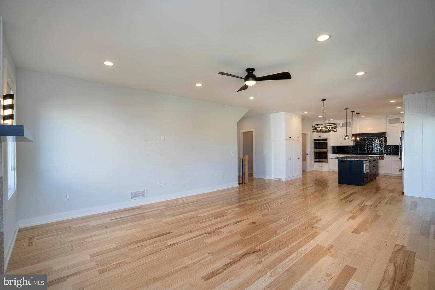 140 Pepperberry Lane photo 48