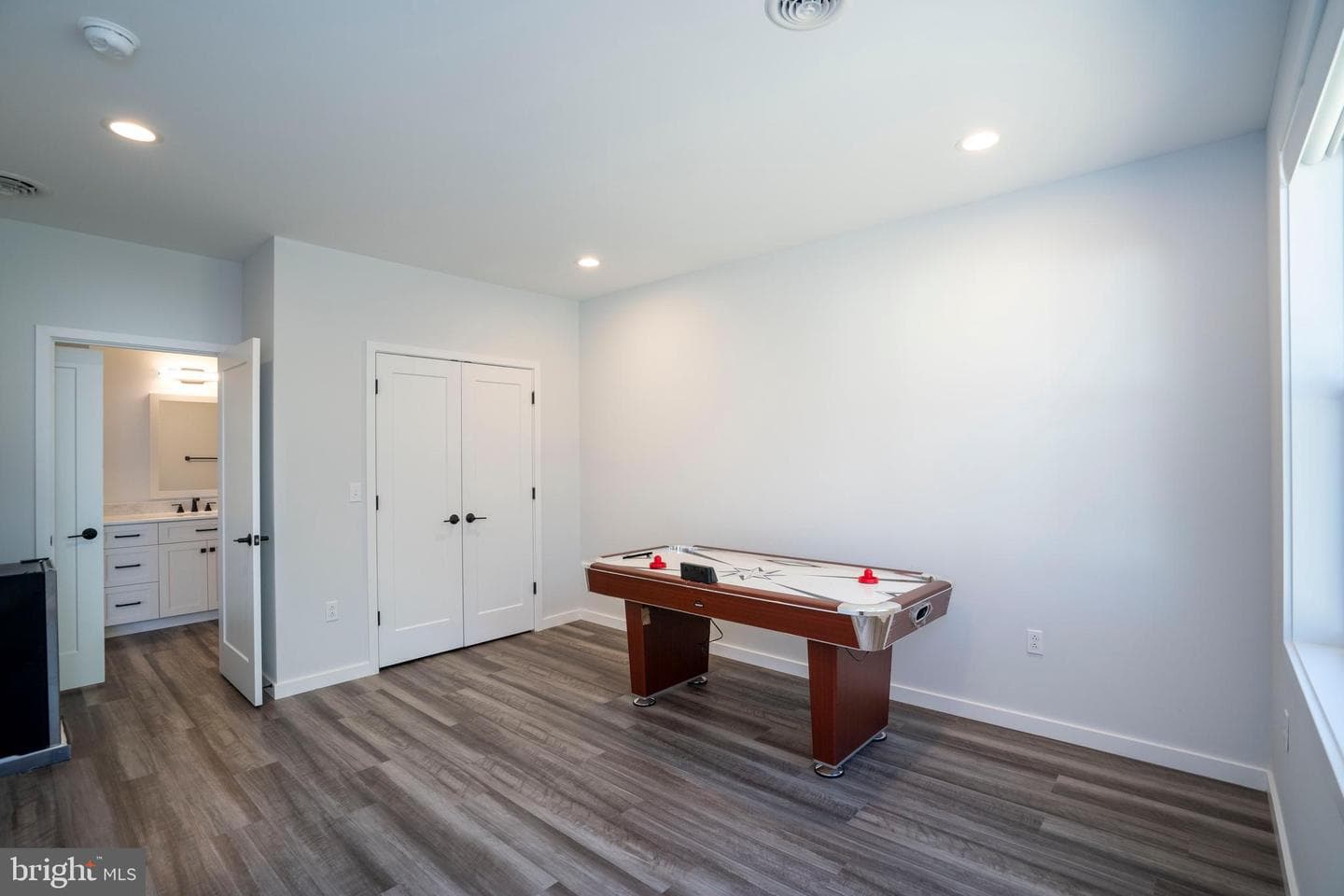 140 Pepperberry Lane photo 89