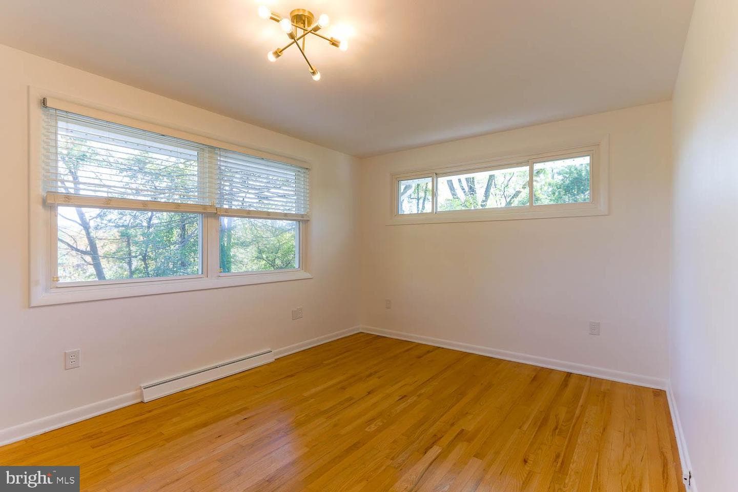 416 E Irvin Avenue photo 21
