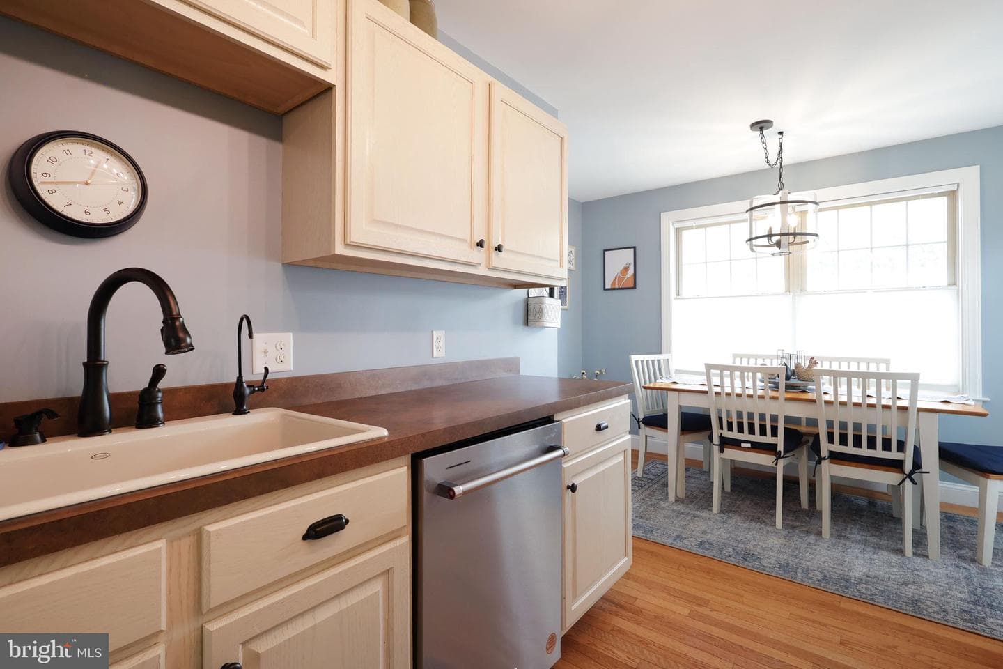 658 -A Oakwood Avenue photo 12