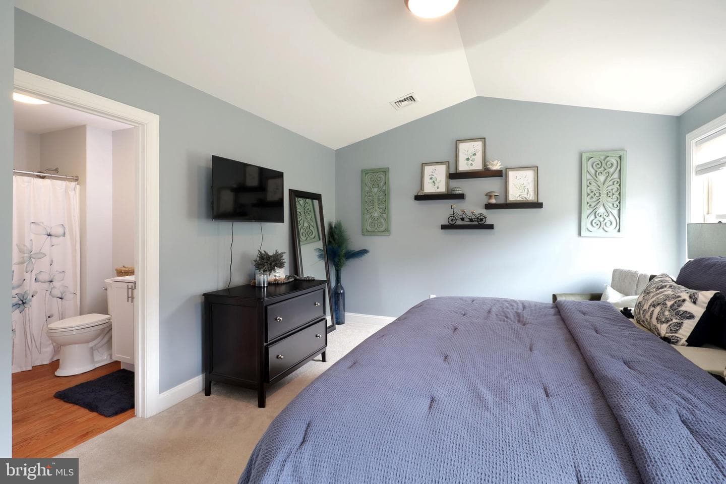 658 -A Oakwood Avenue photo 19