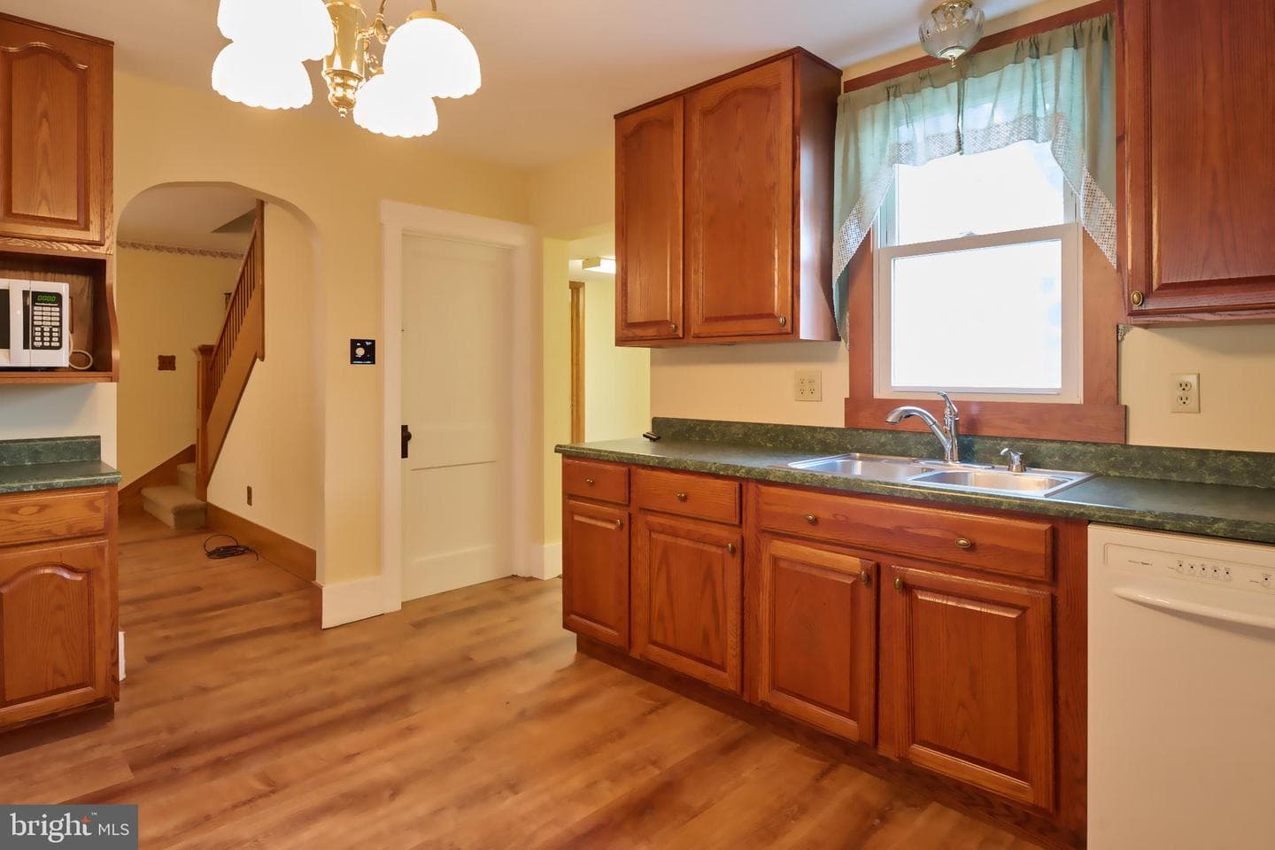 153 Cooper Street photo 12
