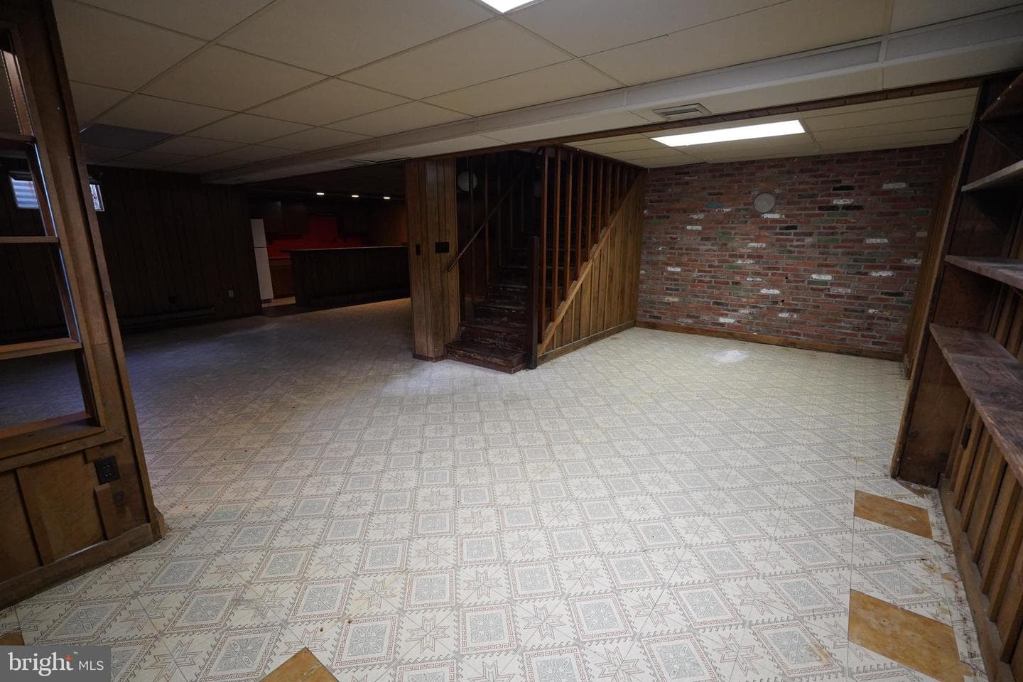 212 Seneca Circle photo 18