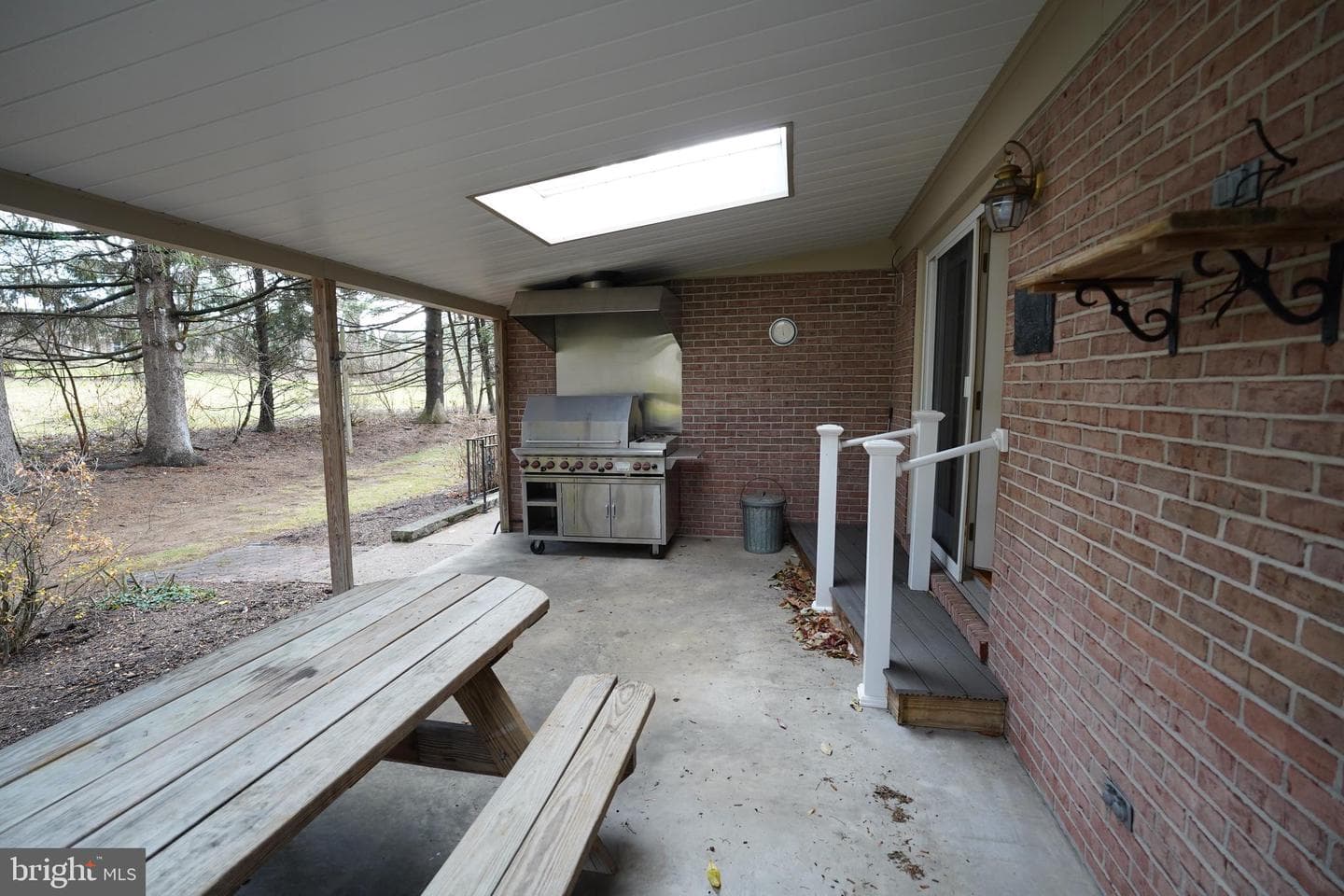 212 Seneca Circle photo 26