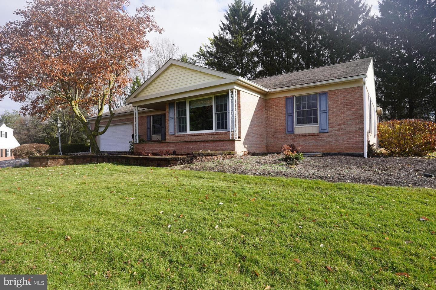 212 Seneca Circle photo 28