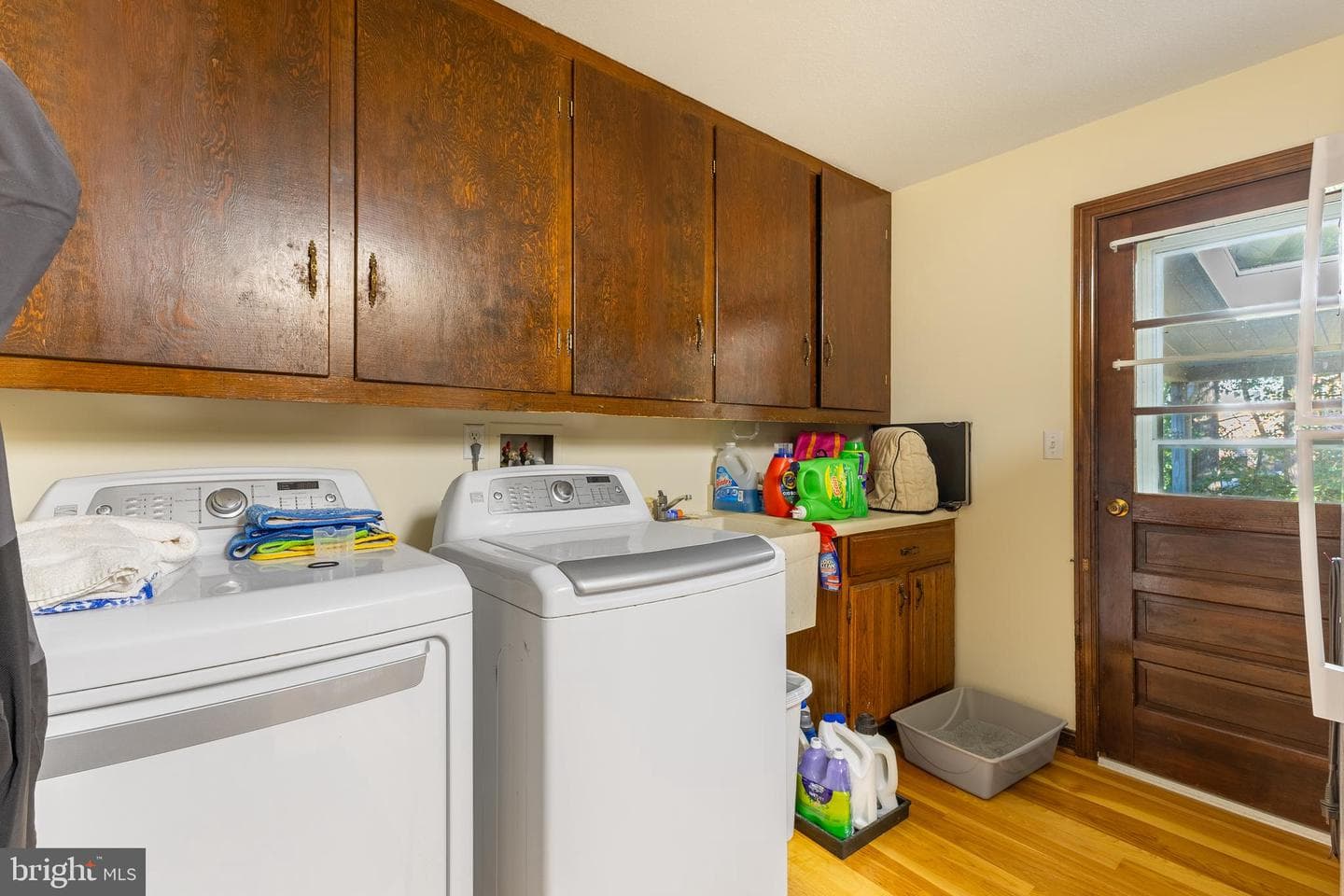 212 Seneca Circle photo 40