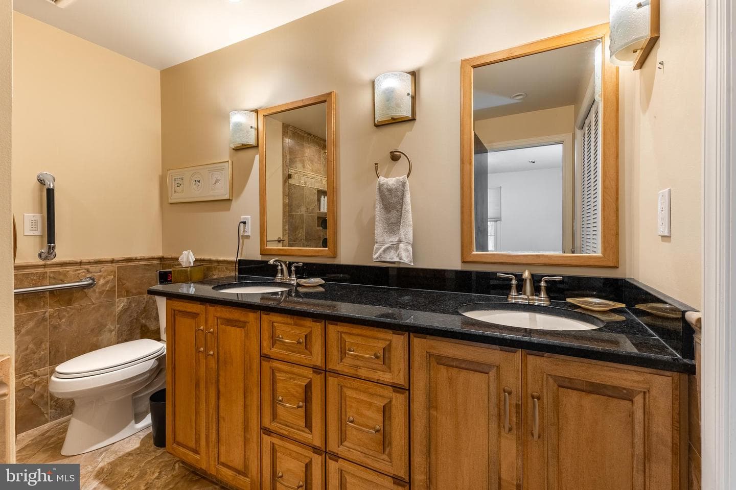 212 Seneca Circle photo 47