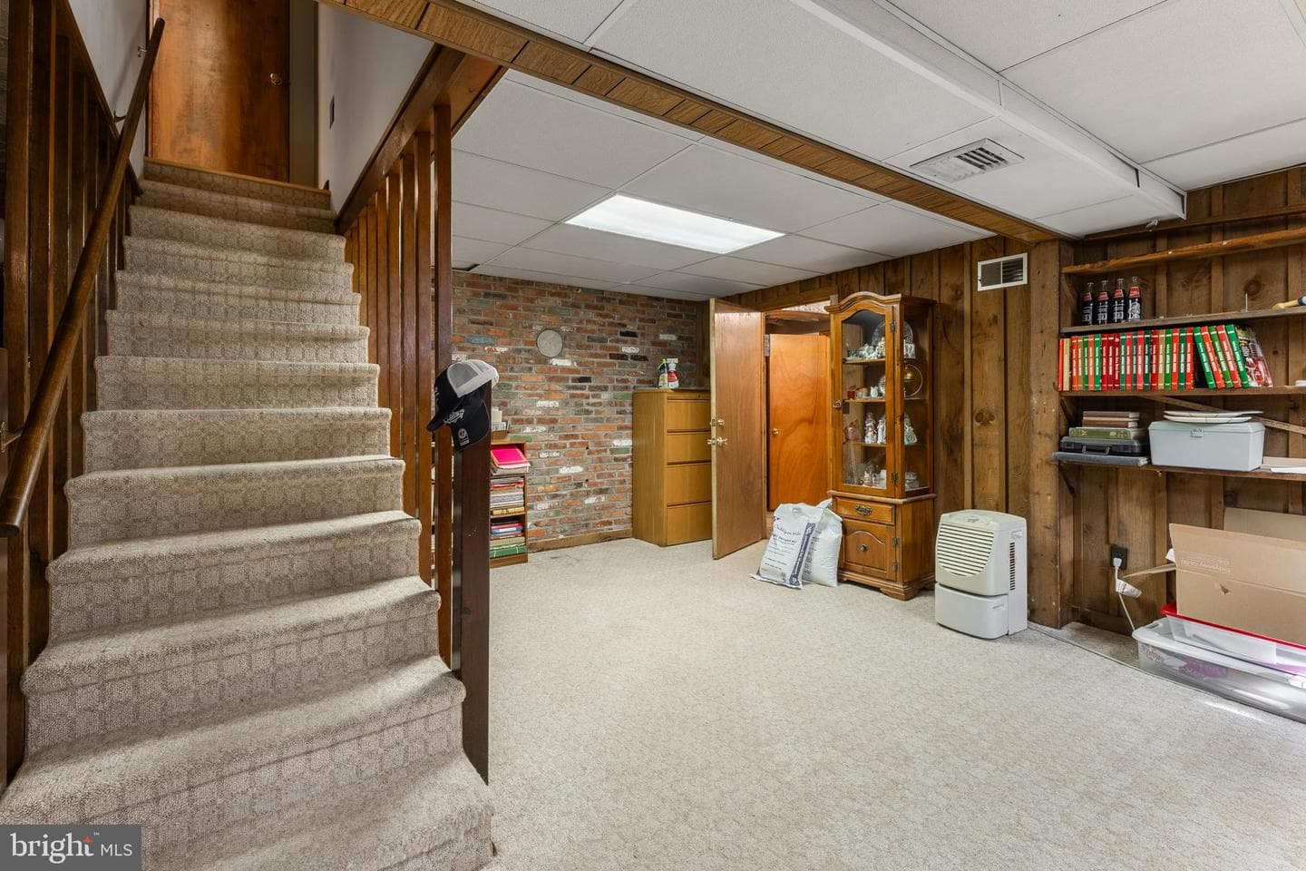 212 Seneca Circle photo 55