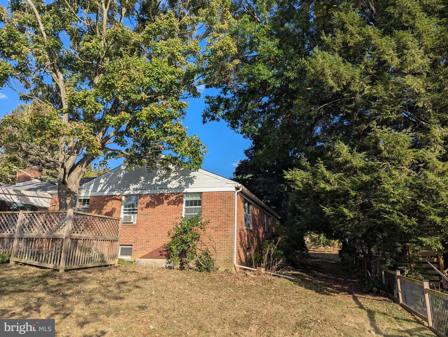 1209 Mayberry Lane photo 4