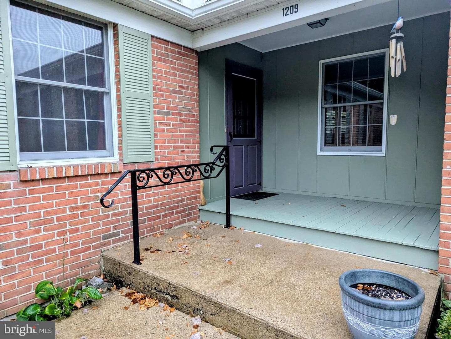 1209 Mayberry Lane photo 6