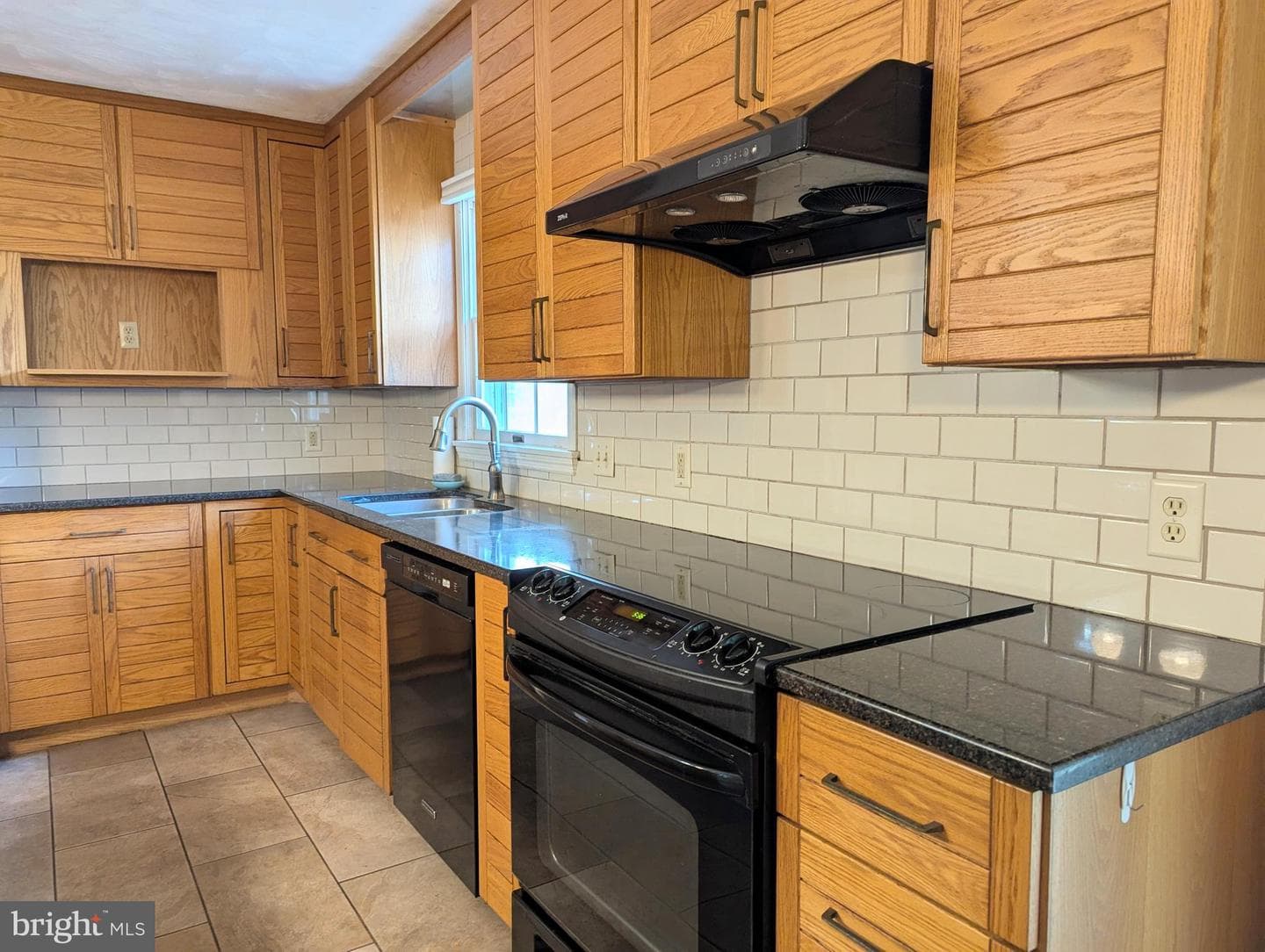 1209 Mayberry Lane photo 9