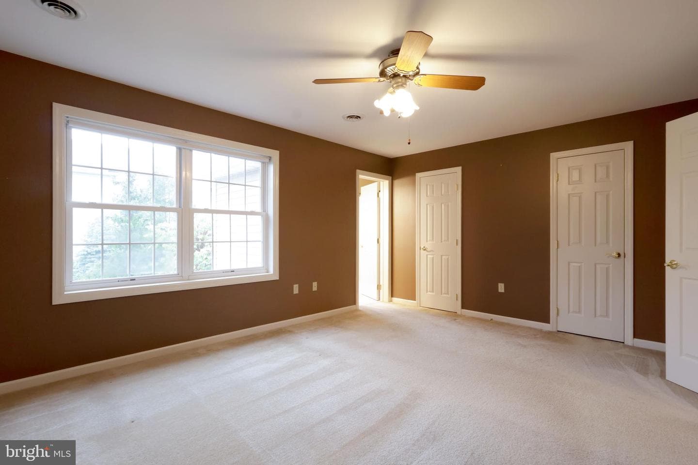 133 Lincoln Avenue photo 25