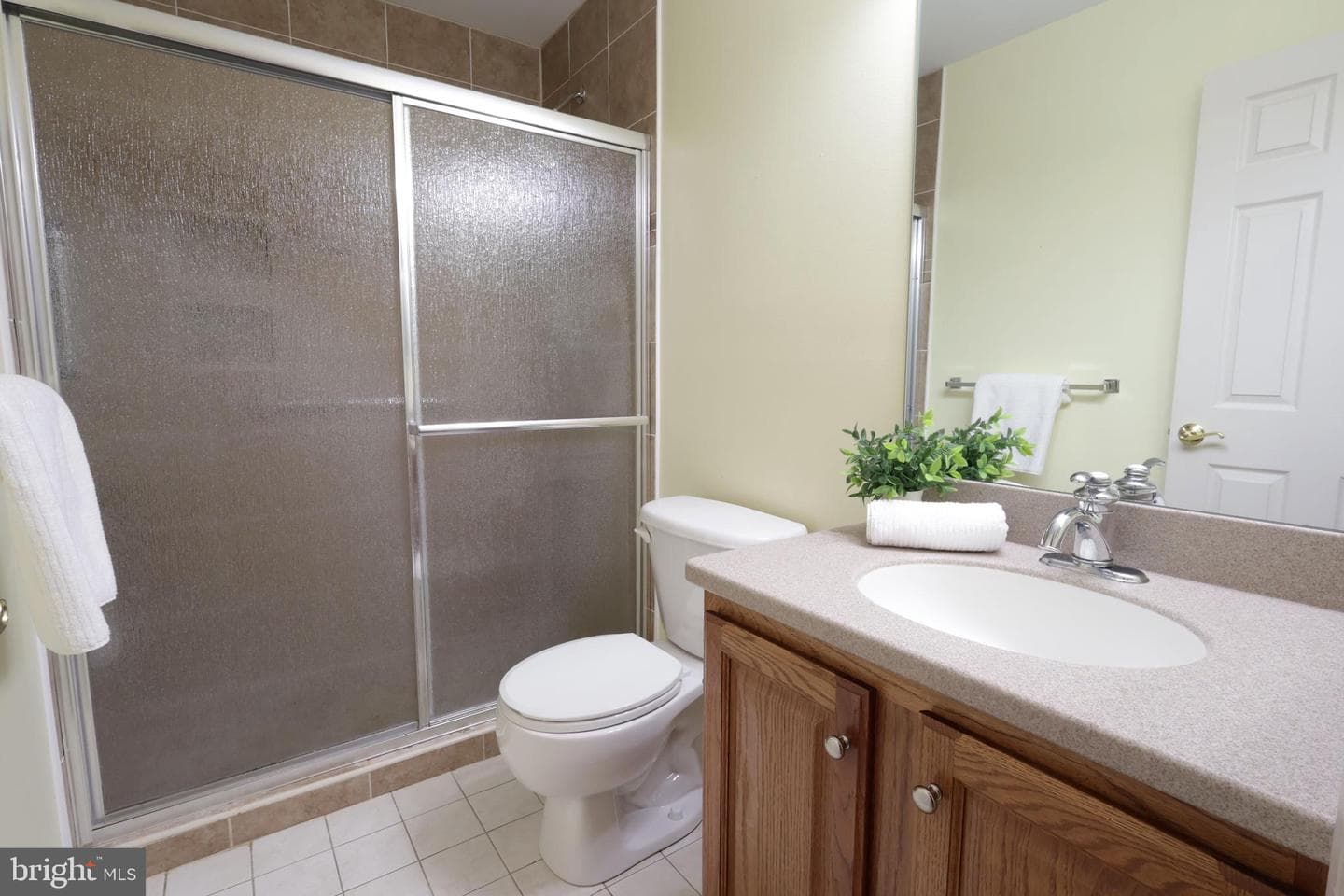 133 Lincoln Avenue photo 33